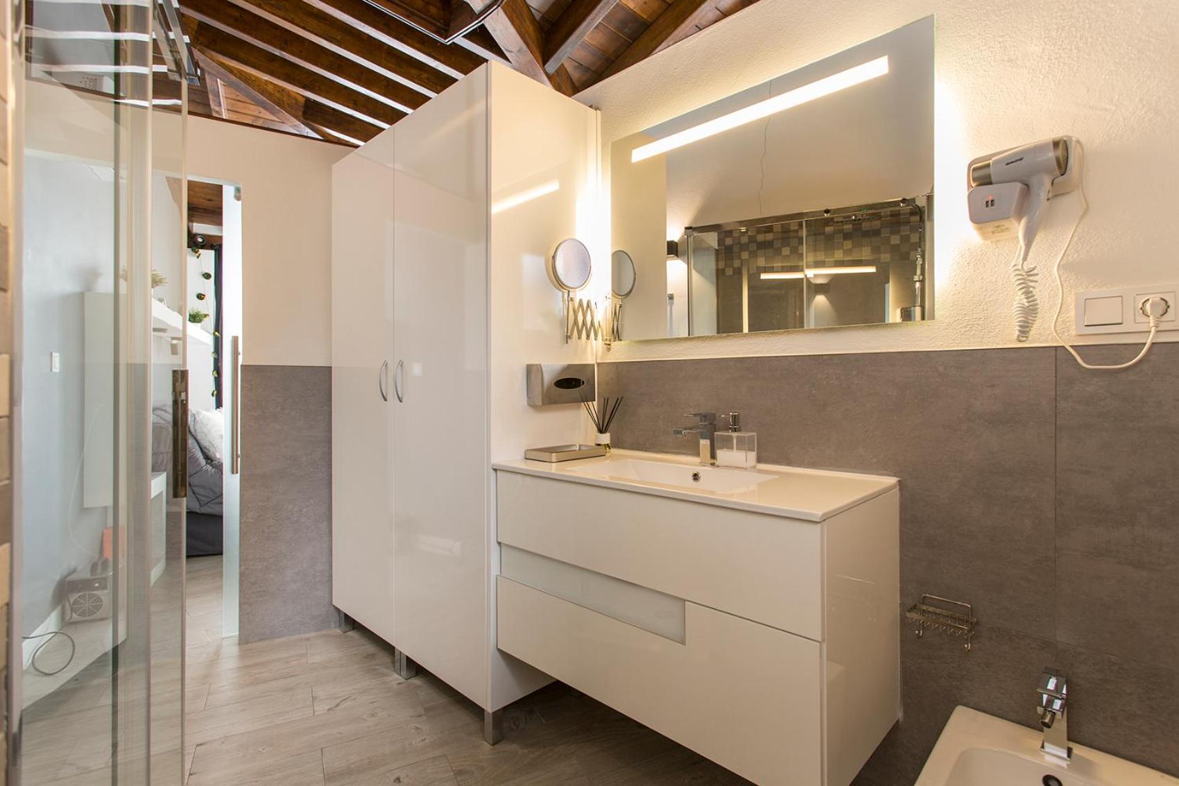 Apartamento Con Terraza Y Cochera Albaycin Granada Eksteriør billede